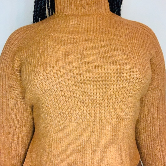 Cropped Brown Knitwear - Picture 3 of 5